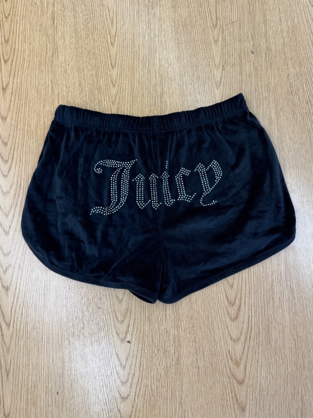 Juicy Couture Black Velour Rhinestone Back Logo Track Lounge Shorts Size L